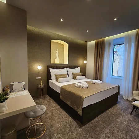 Гостьовий будинок Ma Pe Luxury 4*