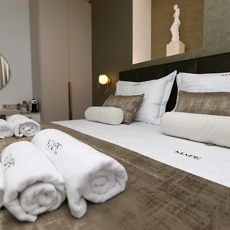 Ma Pe Luxury