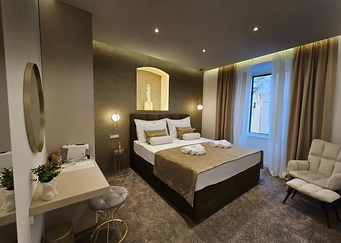 בית הארחה Ma Pe Luxury 4*