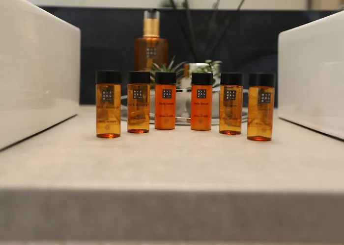 Ma Pe Luxury בית הארחה 4*