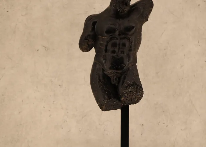 בית הארחה Ma Pe Luxury 4*