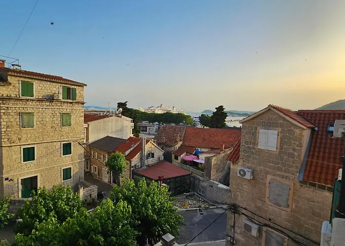 Ma Pe Luxury Gasthuis 4*