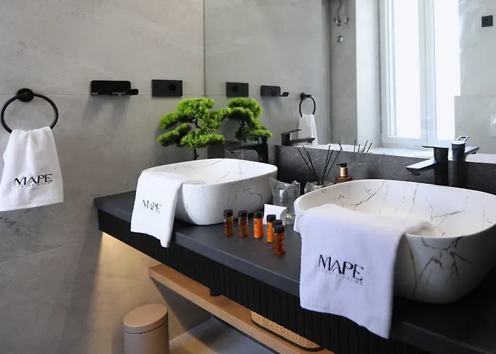 Ma Pe Luxury Gasthuis 4*